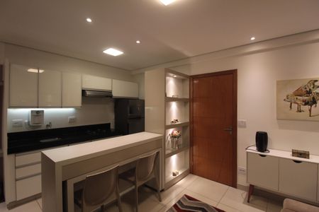 Sala e Copa de kitnet/studio para alugar com 1 quarto, 32m² em Santa Rosa, Belo Horizonte