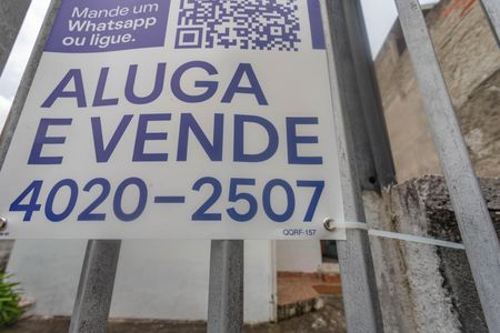 Casa à venda com 90m², 3 quartos e 4 vagasPlaca código 