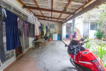 Casa à venda com 90m², 3 quartos e 4 vagasÁrea de serviço 