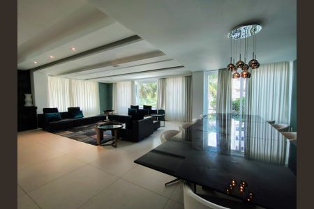 Apartamento para alugar com 102m², 2 quartos e 1 vaga Apartamento para alugar com 102m², 2 quartos e 1 vagaÁrea comum - Salão de festas