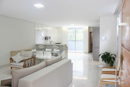 Sala de casa à venda com 3 quartos, 245m² em Torres Tibagy, Guarulhos