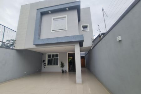 Casa à venda com 245m², 3 quartos e 4 vagas Casa à venda com 245m², 3 quartos e 4 vagasGaragem