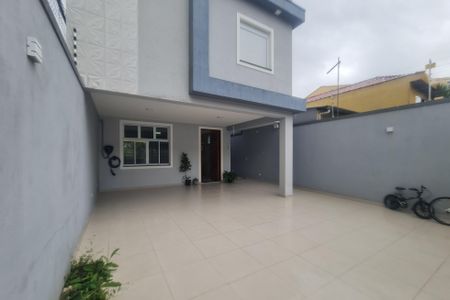 Casa à venda com 245m², 3 quartos e 4 vagas Casa à venda com 245m², 3 quartos e 4 vagasGaragem