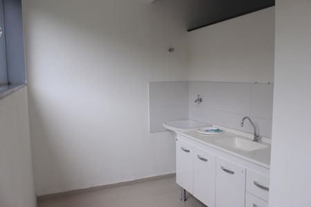 Casa à venda com 245m², 3 quartos e 4 vagasCozinha do salão de festas