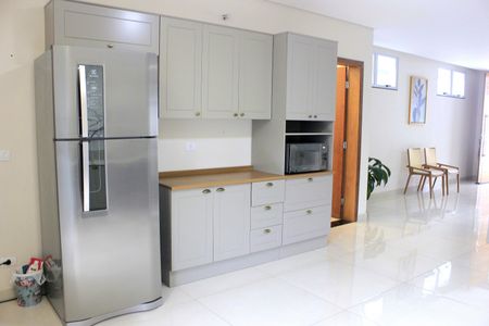 Casa à venda com 245m², 3 quartos e 4 vagasCozinha