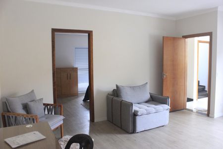 Casa à venda com 245m², 3 quartos e 4 vagasSala superior