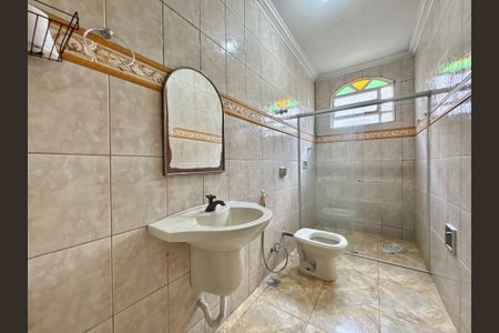 Casa para alugar com 90m², 3 quartos e 2 vagasBanheiro