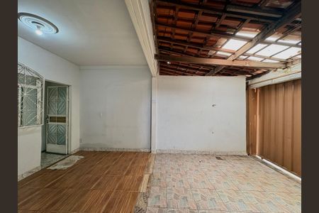 Casa para alugar com 90m², 3 quartos e 2 vagasÁrea externa