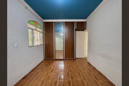 Casa para alugar com 90m², 3 quartos e 2 vagasQuarto