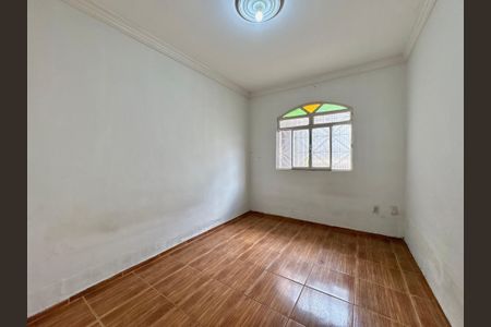 Casa para alugar com 90m², 3 quartos e 2 vagasQuarto