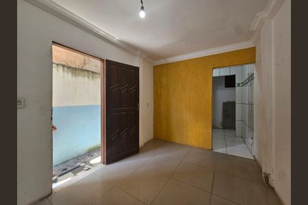 sala de casa para alugar com 2 quartos, 46m² em Boca do Rio, Salvador