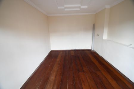 Casa à venda com 350m², 4 quartos e 6 vagasSala 2