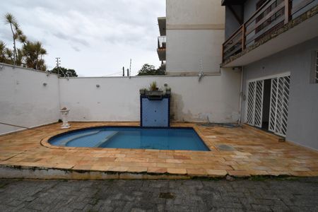 Casa à venda com 350m², 4 quartos e 6 vagasPiscina