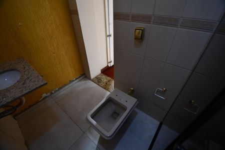 Casa à venda com 350m², 4 quartos e 6 vagasBanheiro Suíte