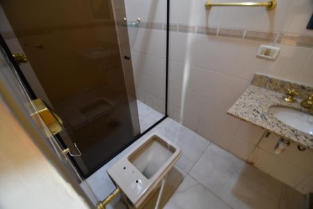 Casa à venda com 350m², 4 quartos e 6 vagasBanheiro Suíte