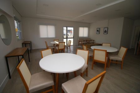 Apartamento para alugar com 41m², 2 quartos e sem vagaÁrea comum - Salão de festas