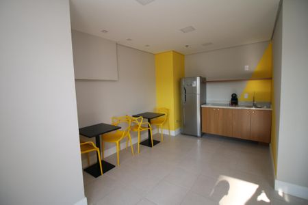 Apartamento para alugar com 41m², 2 quartos e sem vagaÁrea comum - Coworking