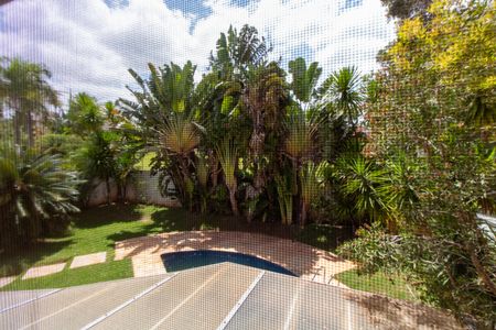 Casa de condomínio à venda com 370m², 4 quartos e 3 vagas Casa de condomínio à venda com 370m², 4 quartos e 3 vagasVista Suíte 1