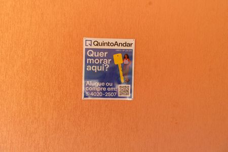 Casa de condomínio à venda com 370m², 4 quartos e 3 vagas Casa de condomínio à venda com 370m², 4 quartos e 3 vagasPlaquinha