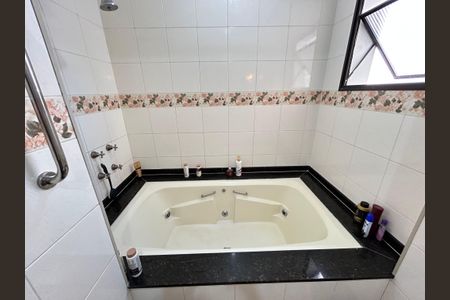 Casa para alugar com 200m², 3 quartos e 2 vagas Casa para alugar com 200m², 3 quartos e 2 vagasBanheiro da Suíte 1