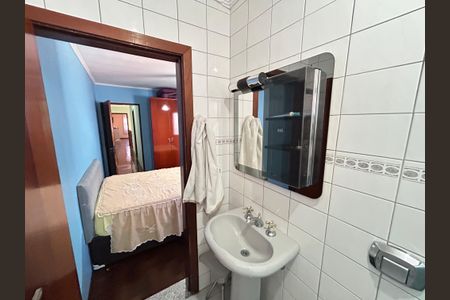 Casa para alugar com 200m², 3 quartos e 2 vagas Casa para alugar com 200m², 3 quartos e 2 vagasBanheiro da Suíte 3