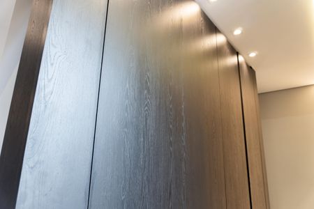 Casa à venda com 360m², 5 quartos e 4 vagasCorredor - Armário