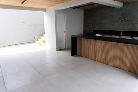 Casa à venda com 360m², 5 quartos e 4 vagasEspaço Gourmet