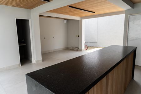 Casa à venda com 360m², 5 quartos e 4 vagasEspaço Gourmet