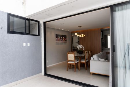 Casa à venda com 360m², 5 quartos e 4 vagasSala 2