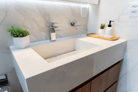 Casa à venda com 360m², 5 quartos e 4 vagasSuíte 2 - Banheiro Detalhe