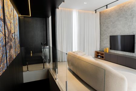 Casa à venda com 360m², 5 quartos e 4 vagasSala 1 - Escada