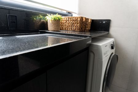 Casa à venda com 360m², 5 quartos e 4 vagasÁrea de Serviço 1 - Detalhe Armário