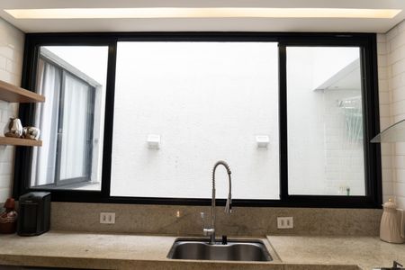 Casa à venda com 360m², 5 quartos e 4 vagasCozinha 2 - Detalhe