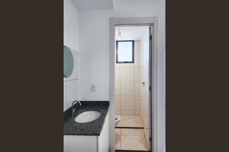 Banheiro  de kitnet/studio para alugar com 1 quarto, 36m² em Santo Cristo, Rio de Janeiro