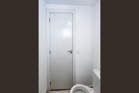 Banheiro  de kitnet/studio para alugar com 1 quarto, 36m² em Santo Cristo, Rio de Janeiro