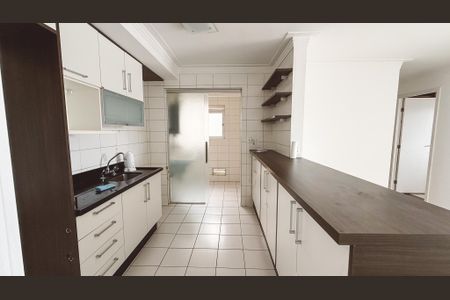 Apartamento para alugar com 110m², 4 quartos e 2 vagas Apartamento para alugar com 110m², 4 quartos e 2 vagasCozinha
