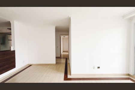 Apartamento para alugar com 110m², 4 quartos e 2 vagas Apartamento para alugar com 110m², 4 quartos e 2 vagasSala