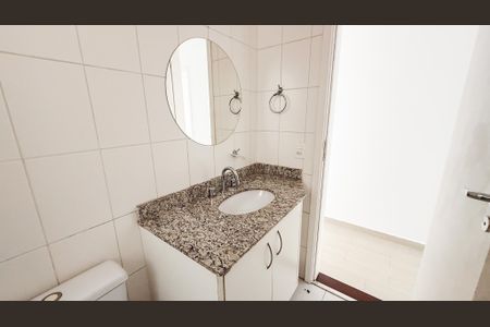 Apartamento para alugar com 110m², 4 quartos e 2 vagas Apartamento para alugar com 110m², 4 quartos e 2 vagasBanheiro