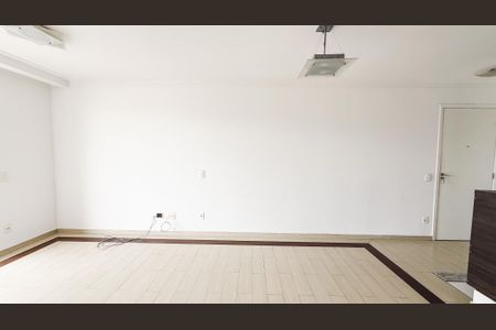 Apartamento para alugar com 110m², 4 quartos e 2 vagas Apartamento para alugar com 110m², 4 quartos e 2 vagasSala
