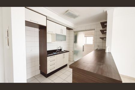 Apartamento para alugar com 110m², 4 quartos e 2 vagas Apartamento para alugar com 110m², 4 quartos e 2 vagasCozinha