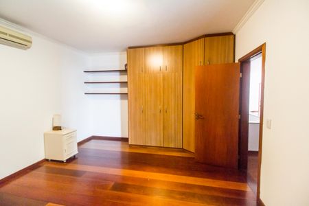 Apartamento para alugar com 480m², 4 quartos e 3 vagas Apartamento para alugar com 480m², 4 quartos e 3 vagasSuíte 4