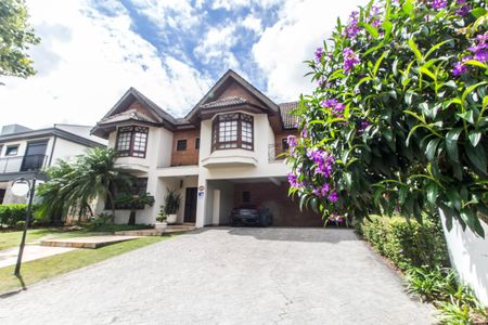 Apartamento para alugar com 480m², 4 quartos e 3 vagas Apartamento para alugar com 480m², 4 quartos e 3 vagasGaragem