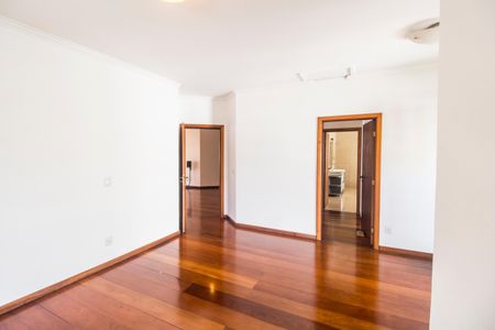 Apartamento para alugar com 480m², 4 quartos e 3 vagas Apartamento para alugar com 480m², 4 quartos e 3 vagasSala