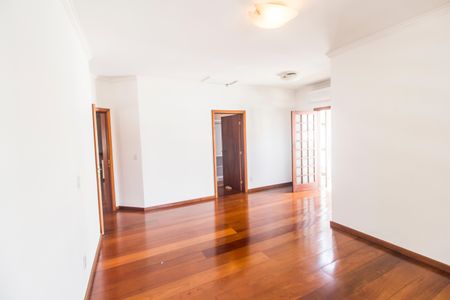 Apartamento para alugar com 480m², 4 quartos e 3 vagas Apartamento para alugar com 480m², 4 quartos e 3 vagasSuíte 1