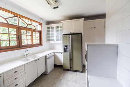 Apartamento para alugar com 480m², 4 quartos e 3 vagas Apartamento para alugar com 480m², 4 quartos e 3 vagasCozinha
