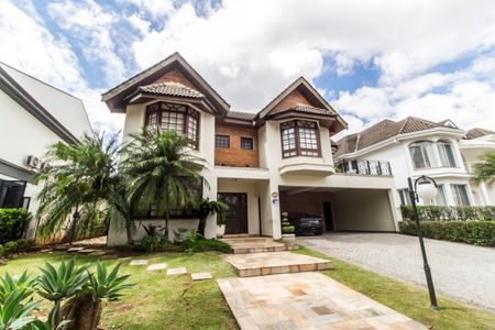 Apartamento para alugar com 480m², 4 quartos e 3 vagas Apartamento para alugar com 480m², 4 quartos e 3 vagasVista da Rua