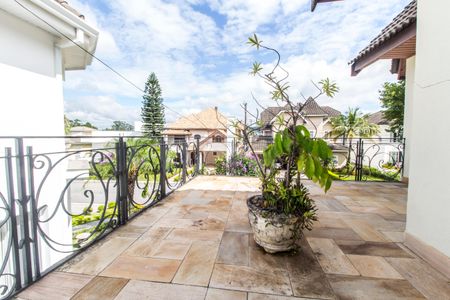 Apartamento para alugar com 480m², 4 quartos e 3 vagas Apartamento para alugar com 480m², 4 quartos e 3 vagasVaranda