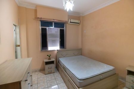 Apartamento à venda com 90m², 3 quartos e 1 vaga Apartamento à venda com 90m², 3 quartos e 1 vagaSuíte