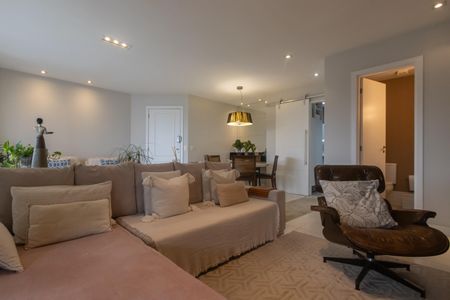 Apartamento à venda com 125m², 3 quartos e 3 vagasSala