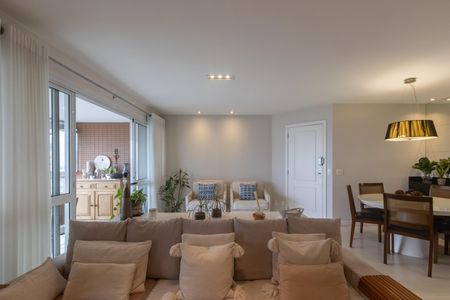 Apartamento à venda com 125m², 3 quartos e 3 vagasSala